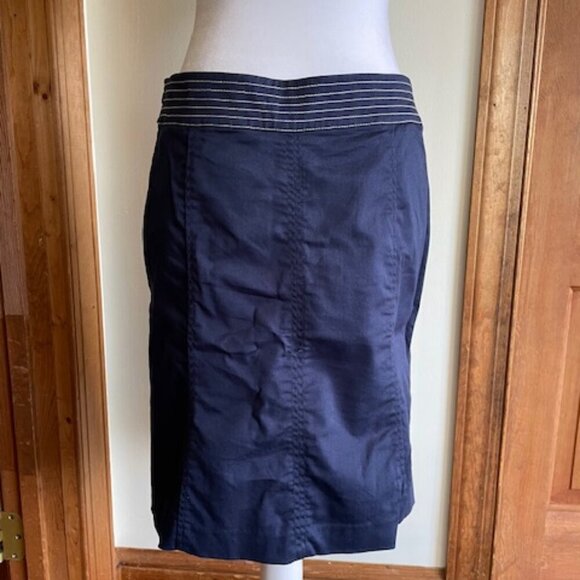 LILLY PULITZER Navy Button Accent 8 Panel Skirt Pink Label 4 - Picture 9 of 16